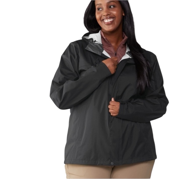 REI Jackets & Blazers - REI Women’s Hooded Raincoat